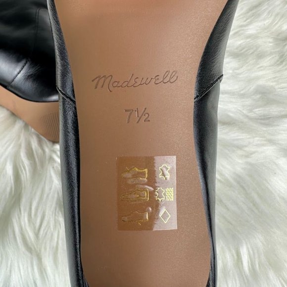 Madewell The Dimes Kitten-Heel Boot in True Black - Picture 9 of 10